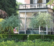 Wilgbladige peer, treurbomen voor Klein Vredeoord